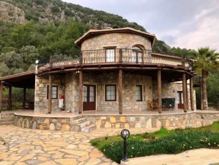 Villa Zu Verkaufen In Dalyan In 3500M2 Grundstück