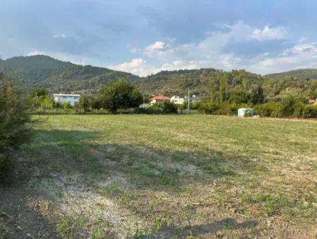 Grundstück Zum Verkauf In Çandır Mit Zustimmungsteilung 1160M2 Im Bebauten Gebiet Des Dorfes