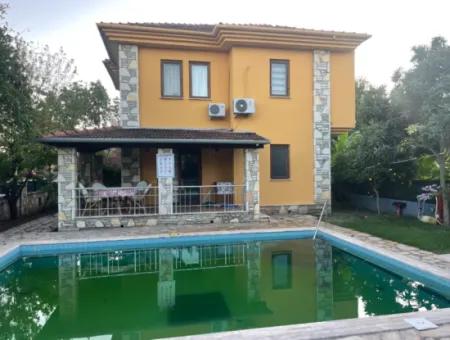 Dalyan Gülpınar 500M2 Arsa İçinde Köşebaşı Satılık 3+1 Villa