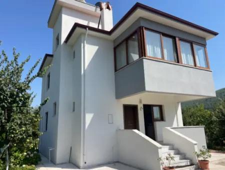 Muğla Ula Köprübaşı Mahallesin'de 2378M2 Arsa İçinde 3+1 Satılık Vlla